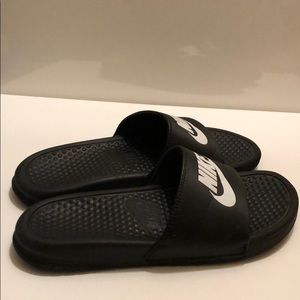 Nike slides
